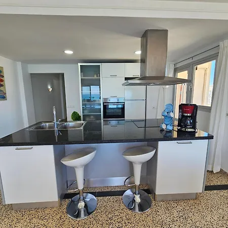 Ran De Mar Apartment *