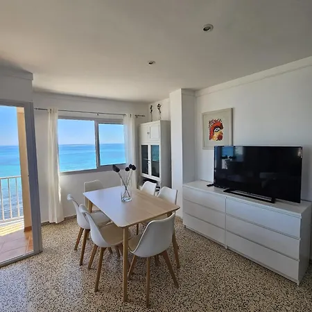 Ran De Mar Apartment *